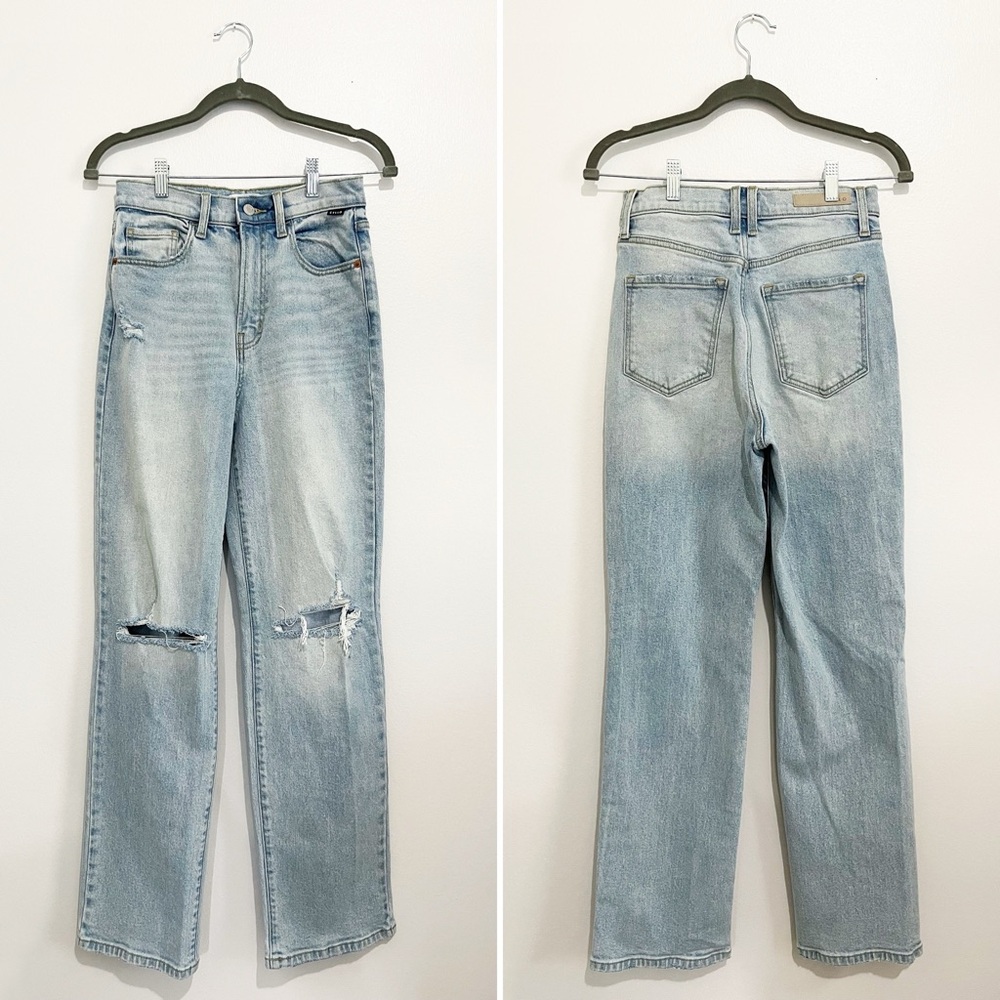 Cello Super High Rise Dad Jeans Trendy Distressed Knee Light Wash Women’s Size 3 - Picture 3 of 7